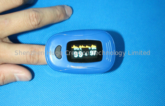 China Mini tamaño del PDA de la yema del dedo del oxímetro azul del pulso para el uso en el hogar infantil proveedor